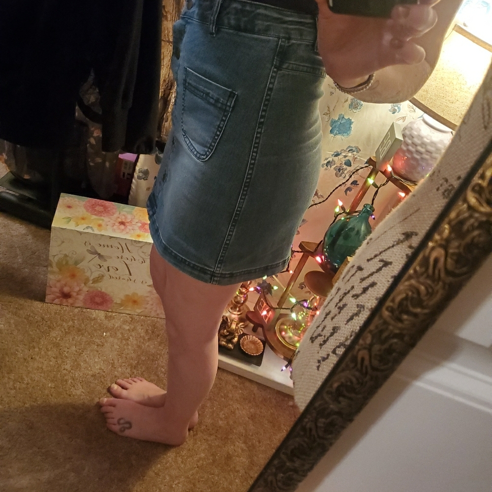 Tommy Hilfiger denim skirt!